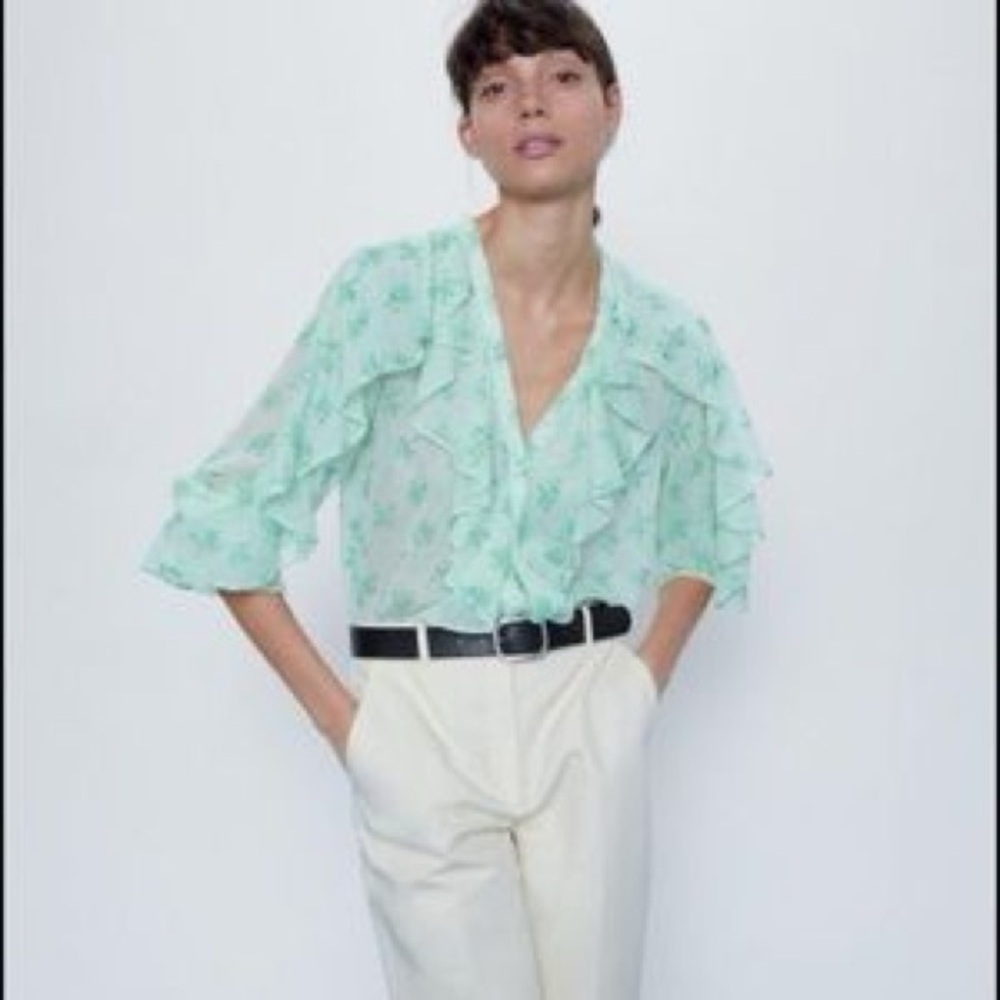 Zara xsmall blouse Mint Green Floral Women's Top